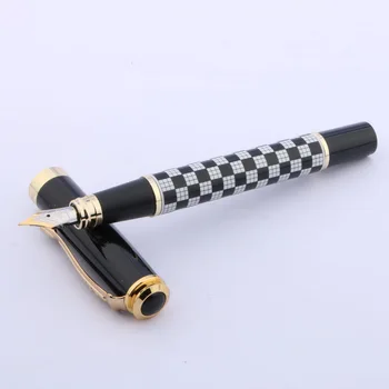 Jinhao 500 שחור ולבן השחמט מ החוד עט נובע